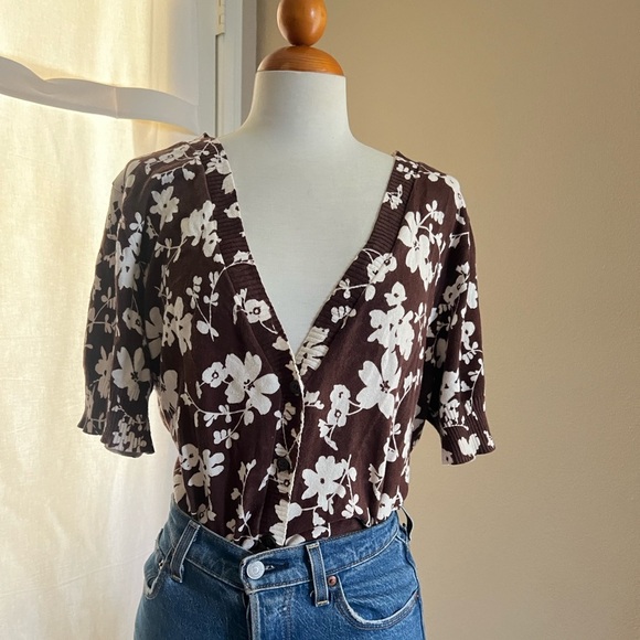 D&Co 100% Cotton Floral Button Front Short Sleeve Cardigan - Picture 2 of 7